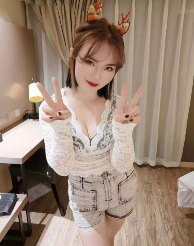 徐汇区 开心果小姐姐